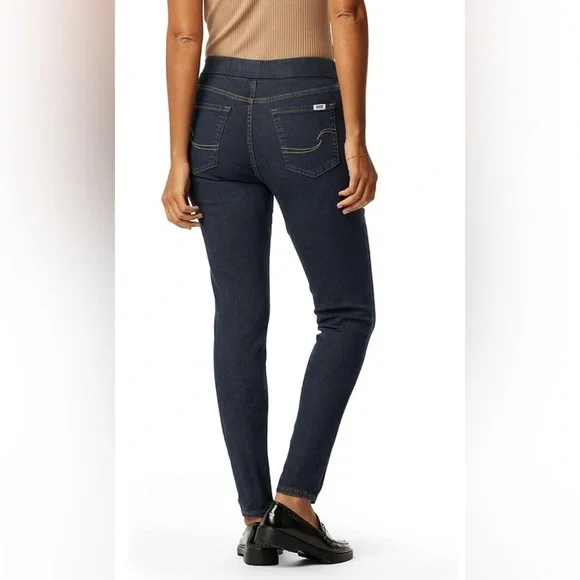 NWOT LEVI’S 10S Totally Shaping Pull On Skinny Jeans Dark Blue - Picture 2 of 8